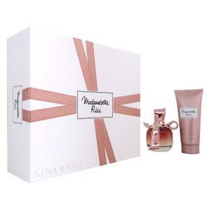 Nina Ricci Mademoiselle Ricci - Комплект Eau de Parfum + Лосион за тяло за жени + BL 50 мл + 100 мл Nina Ricci Mademoiselle Ricci - Комплект Eau de Parfum + Лосион за тяло за жени + BL 50 мл + 100 мл